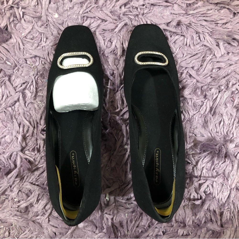 Black Kitten heels